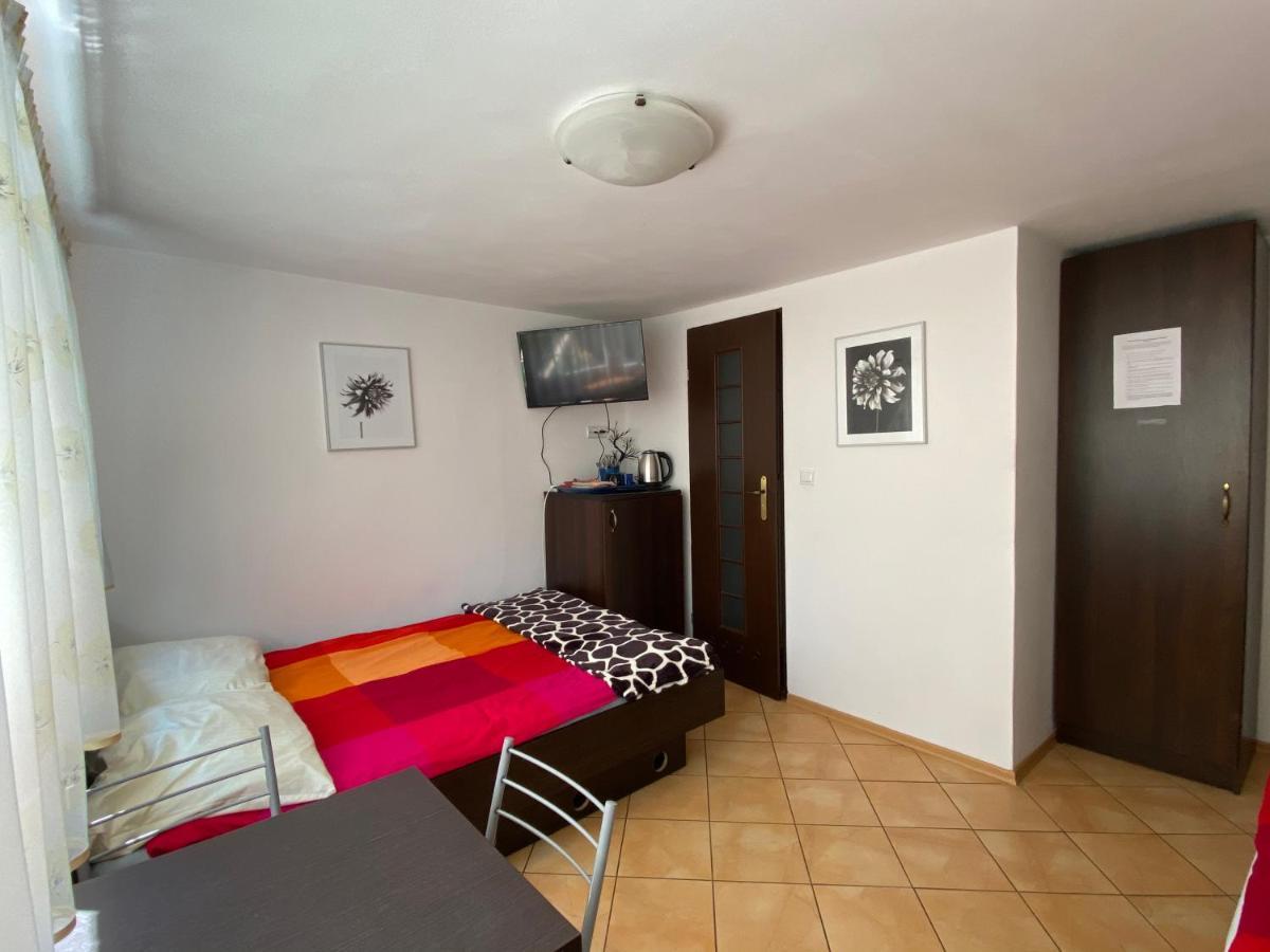 Trzynastka Apartment Устроне Морске Екстериор снимка