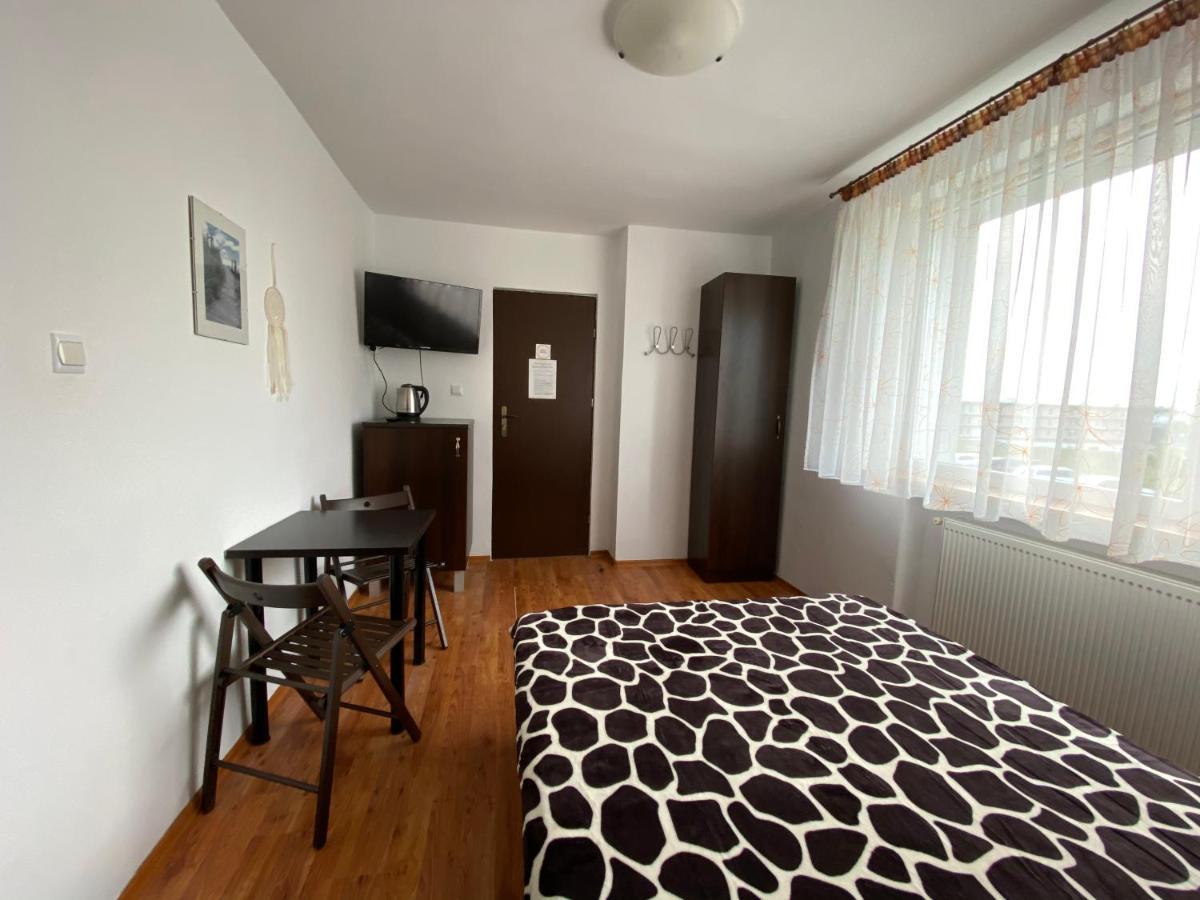 Trzynastka Apartment Устроне Морске Екстериор снимка