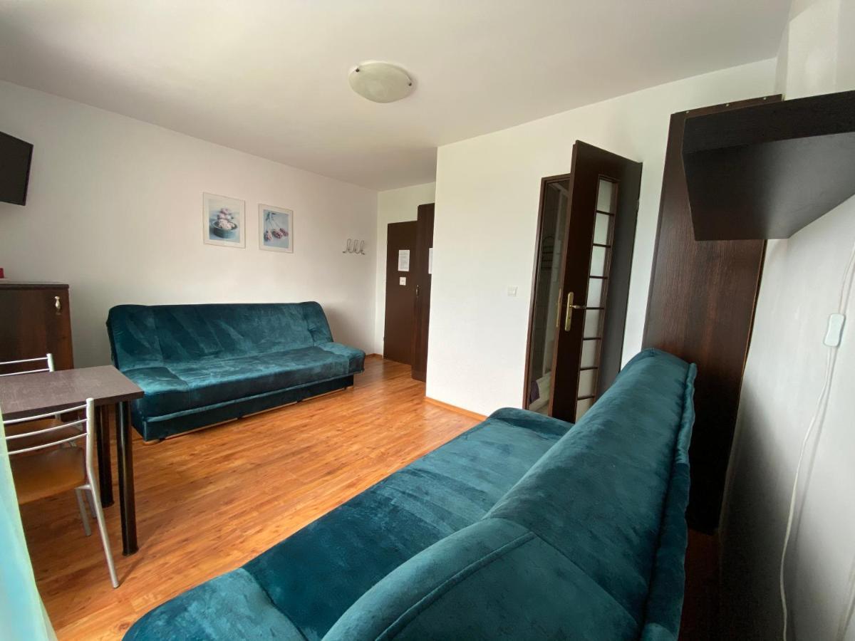 Trzynastka Apartment Устроне Морске Екстериор снимка