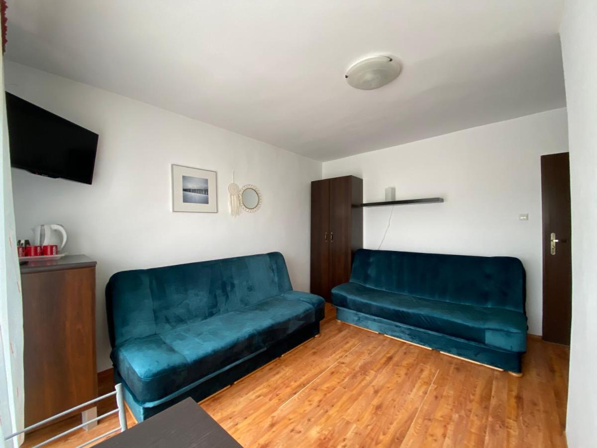 Trzynastka Apartment Устроне Морске Екстериор снимка